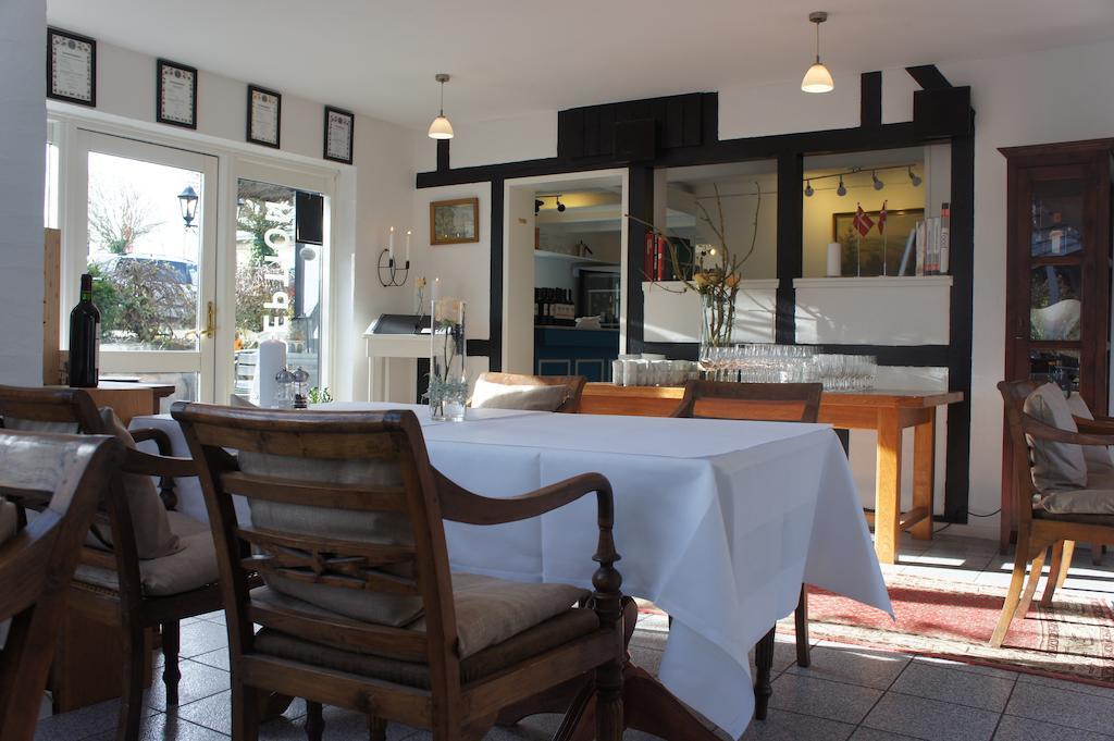 Lyng Dal Hotel Og Restaurant Ry Luaran gambar
