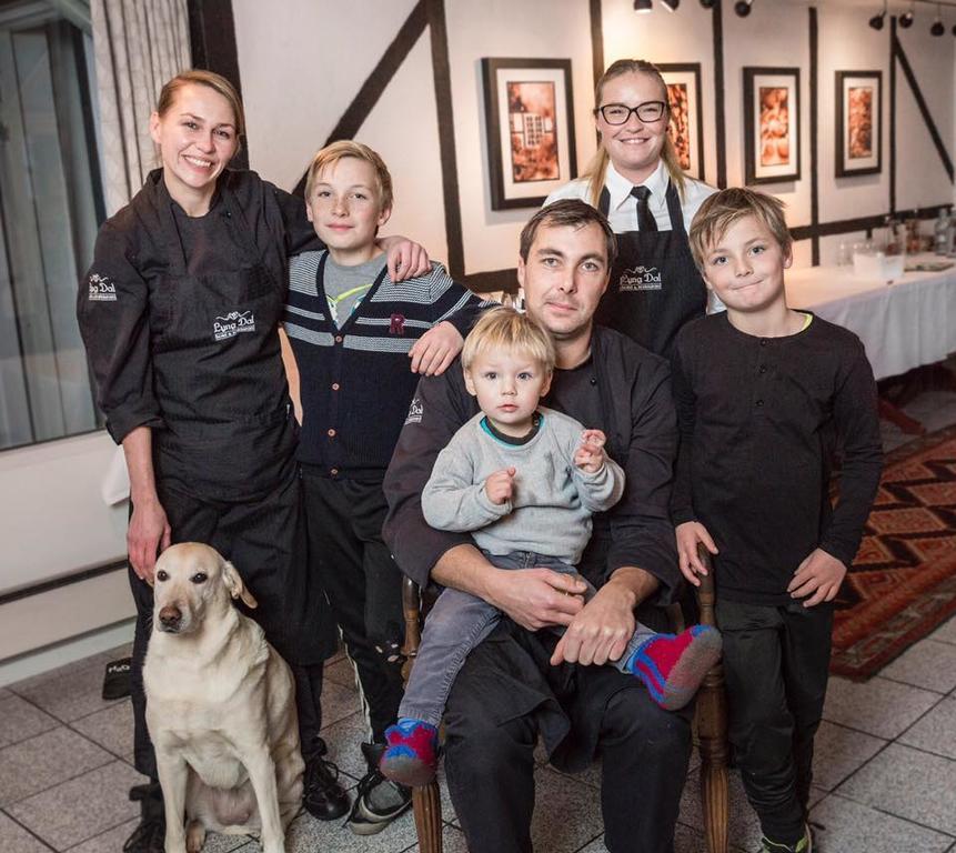 Lyng Dal Hotel Og Restaurant Ry Luaran gambar