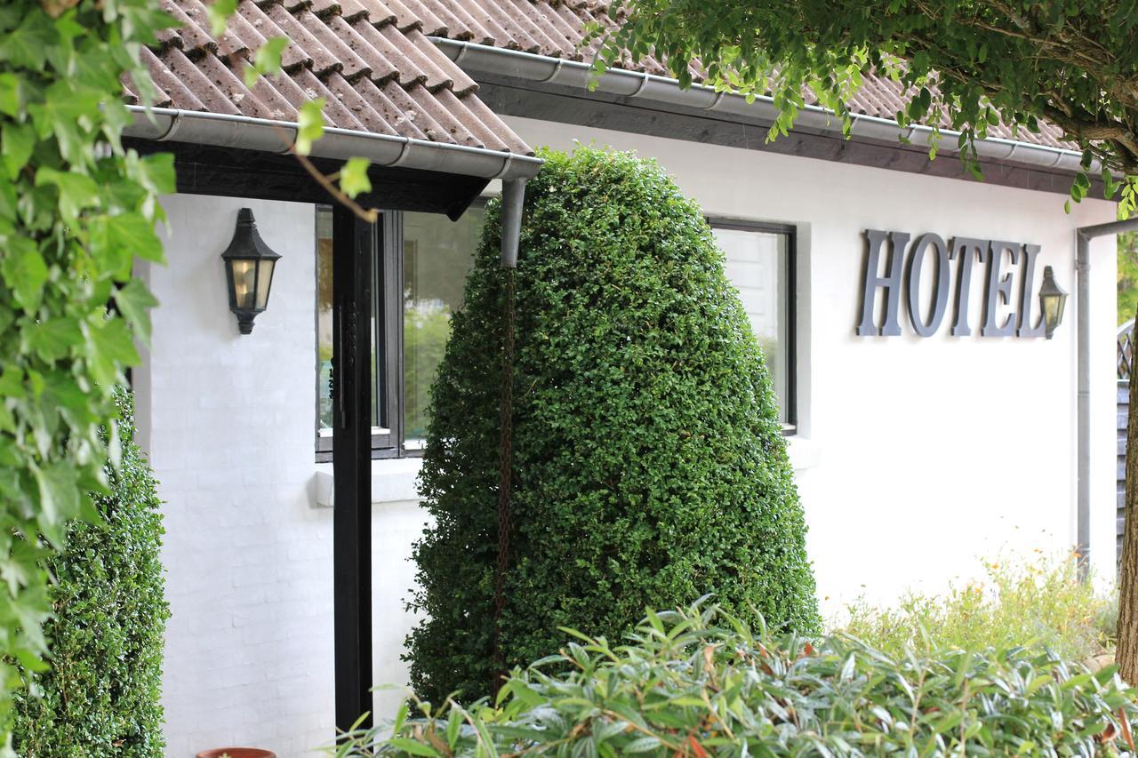 Lyng Dal Hotel Og Restaurant Ry Luaran gambar